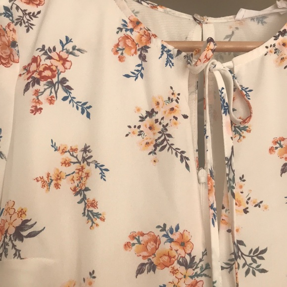 Short sleeve dress by Lush - Picture 2 of 7